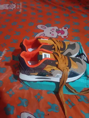 Unisex Sneaker
