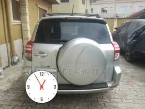 Toyota RAV4 2012 Silver