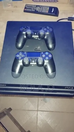 Hacked Ps4 Pro 1tb With 2 Controllers and 17 Games