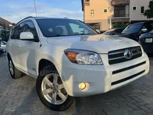 Toyota RAV4 Limited 2008 White