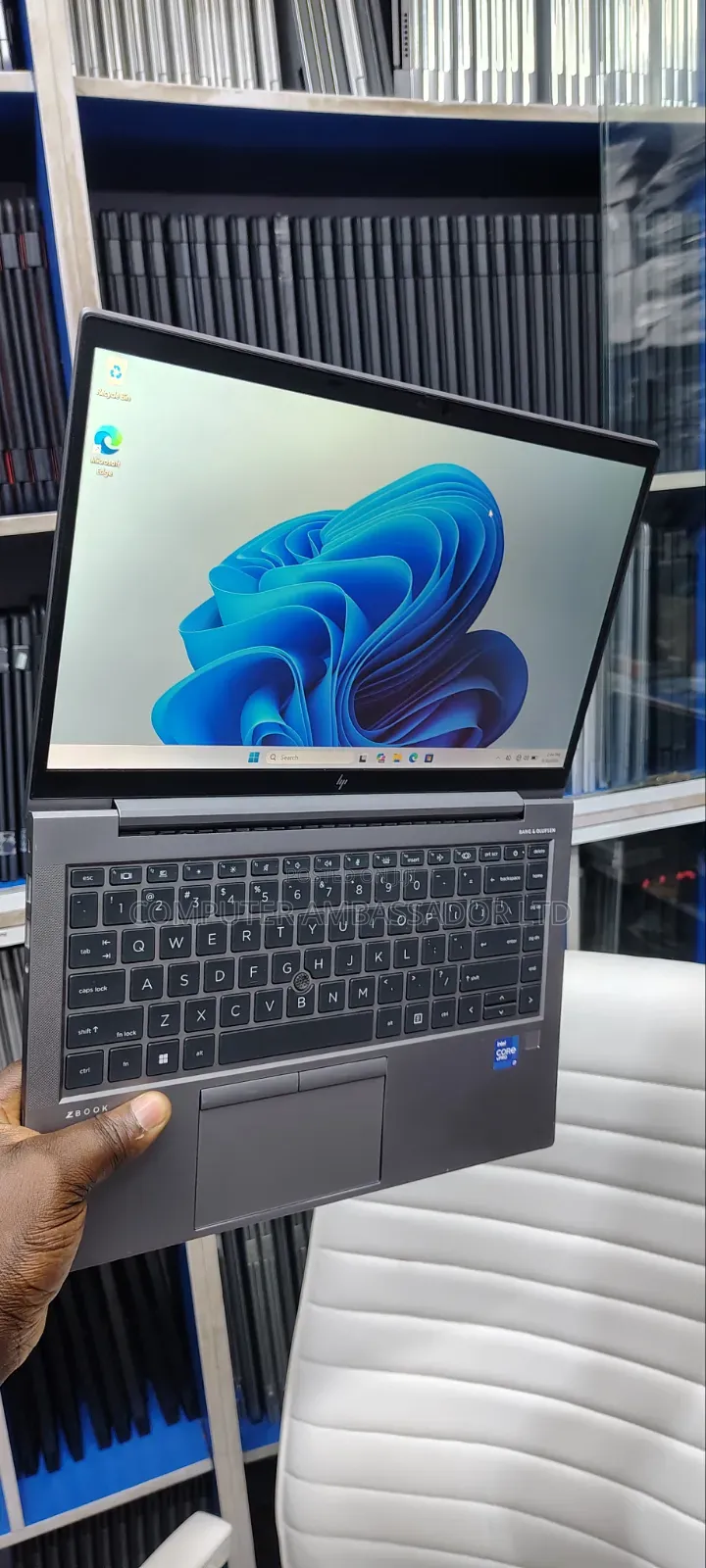 Laptop HP ZBook Firefly G8 16GB Intel Core i7 SSD 512GB