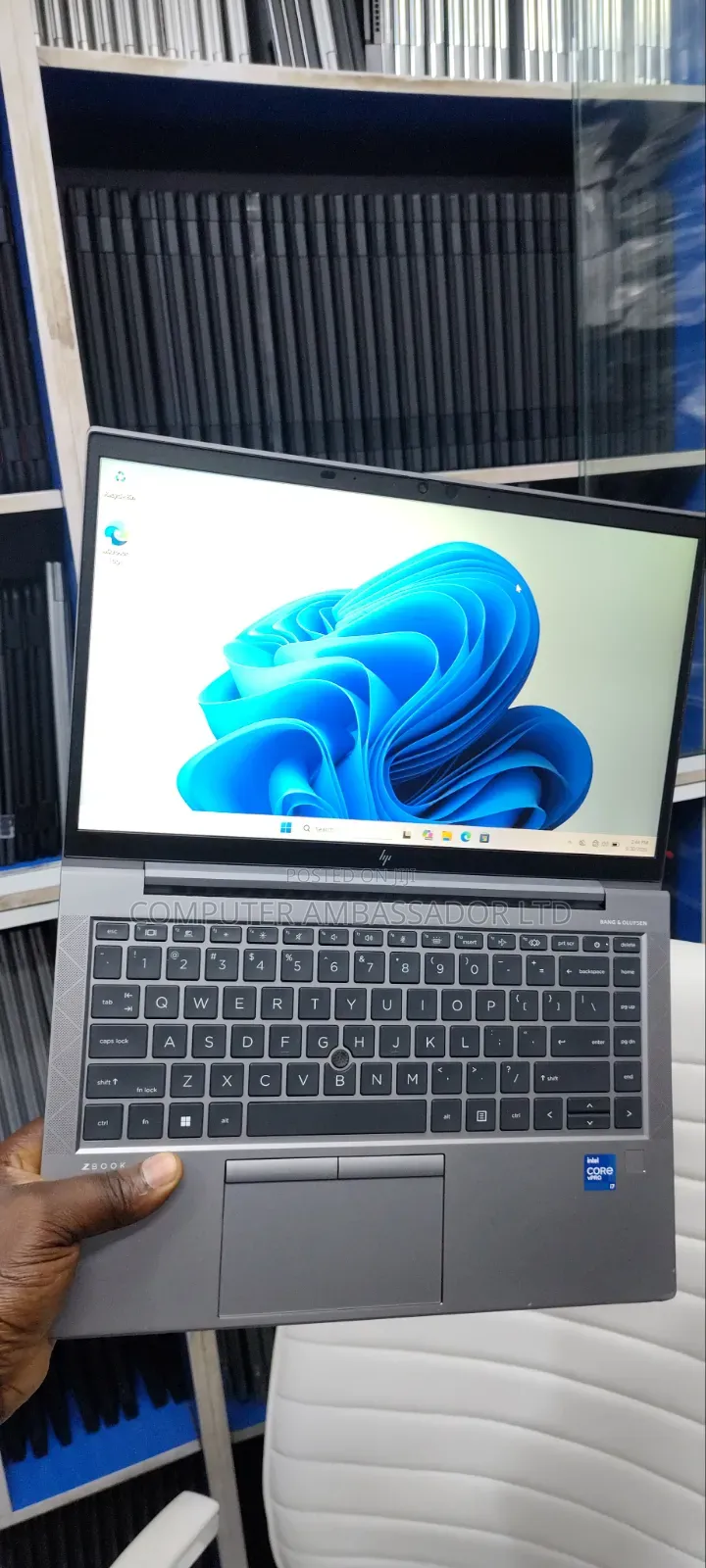 Laptop HP ZBook Firefly G8 16GB Intel Core i7 SSD 512GB