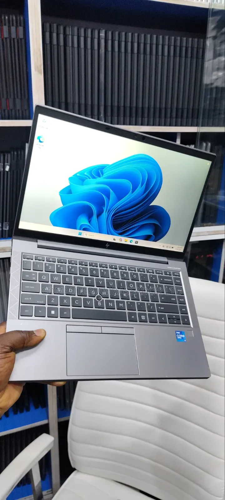 Laptop HP ZBook Firefly G8 16GB Intel Core i7 SSD 512GB