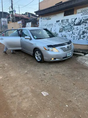 Toyota Camry LE 4dr Sedan (2.4L 4cyl 5A) 2007 Silver