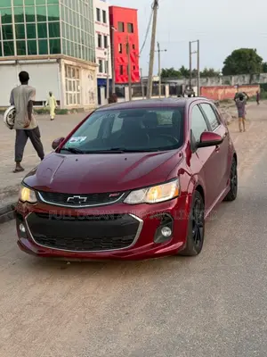 Chevrolet Sonic Premier 2018 Maroon