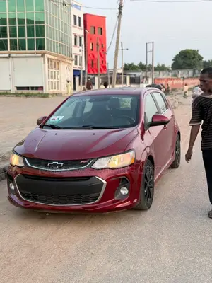 Chevrolet Sonic Premier 2018 Maroon