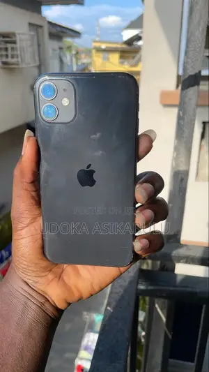 Apple iPhone 11 64 GB Black