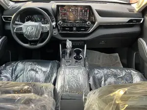 Toyota Highlander XLE AWD 2020 White