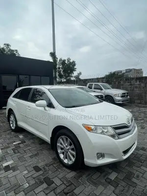 Toyota Venza 2011 White