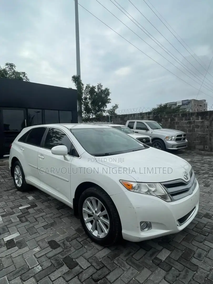 Toyota Venza 2011 White