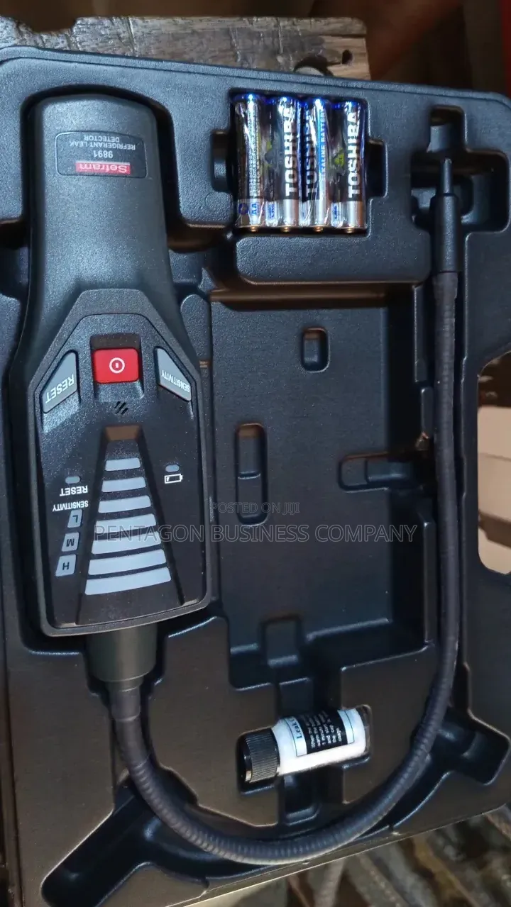 Automatic Gas Detector With High Sensitivity.
