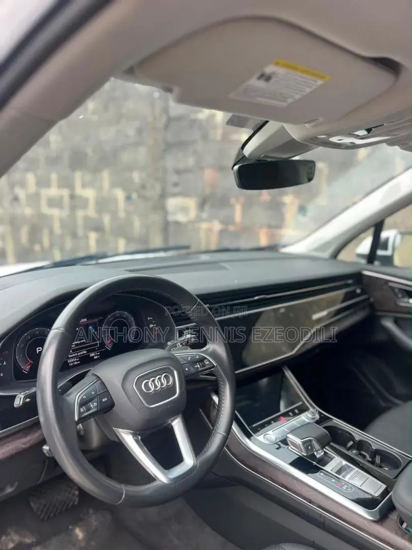 Audi Q7 Premium 2020 White