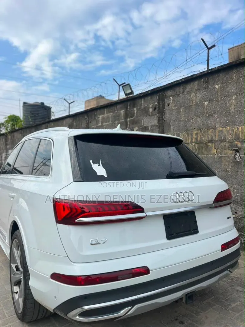 Audi Q7 Premium 2020 White