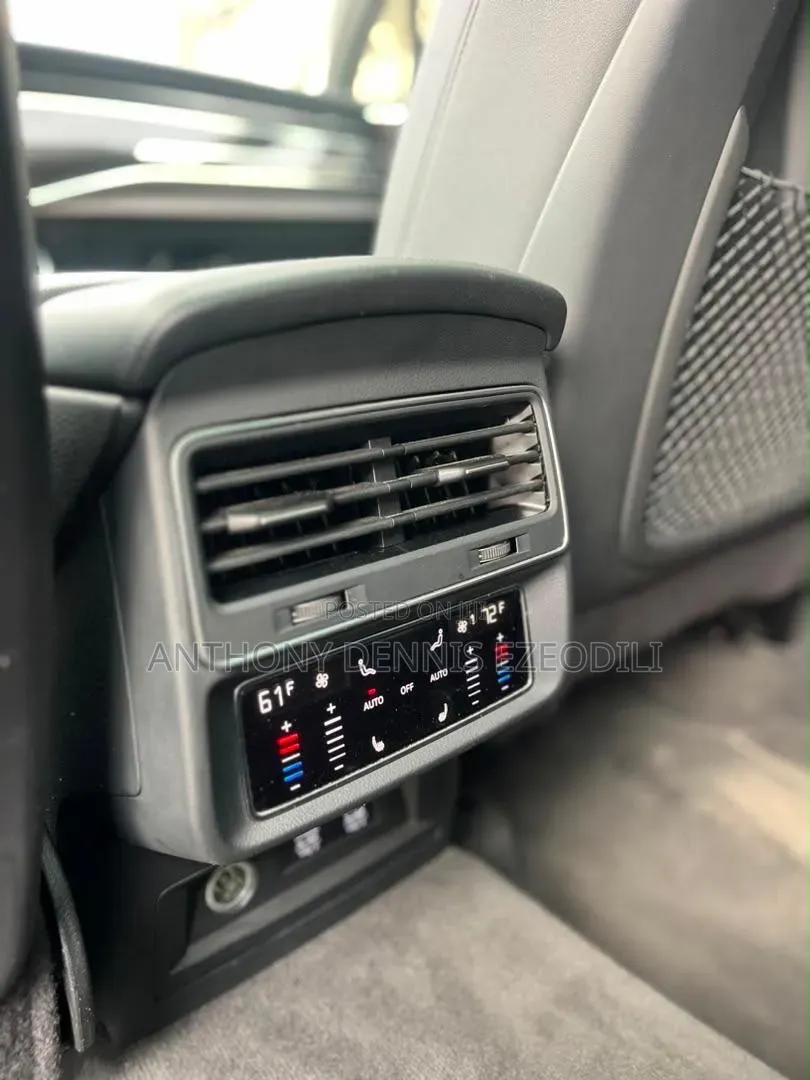 Audi Q7 Premium 2020 White