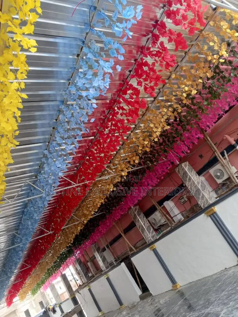 Dropping Flowers