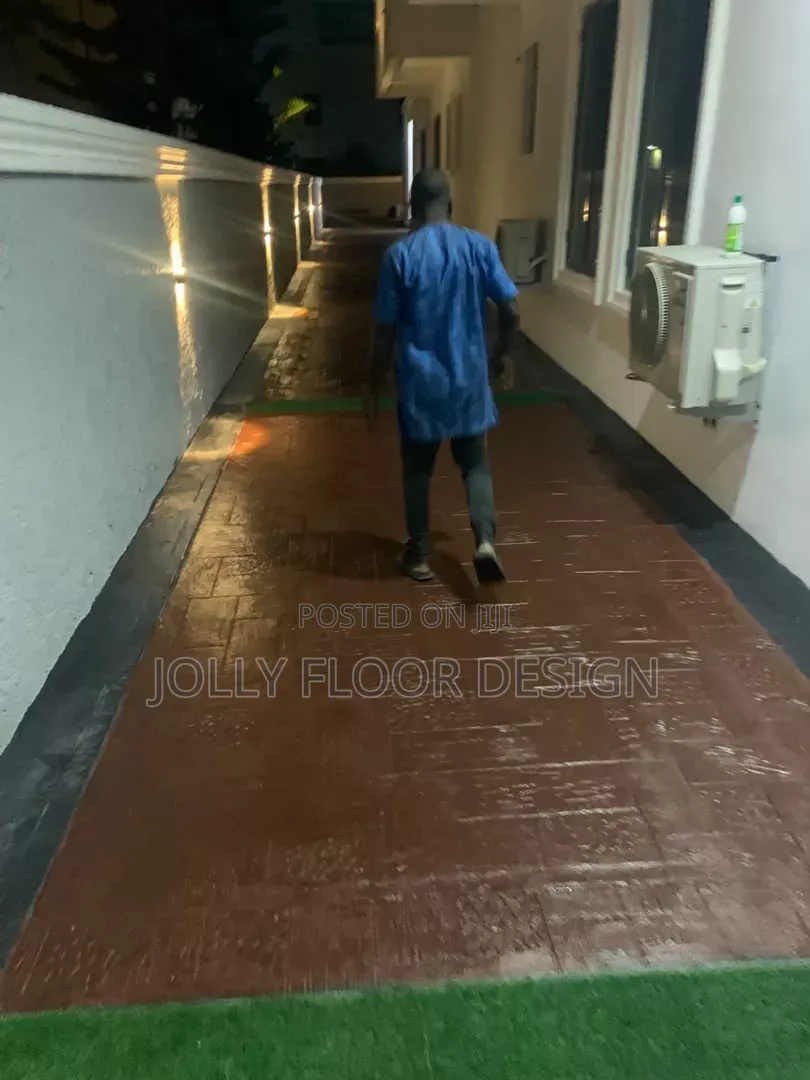 Emmy Floor Design