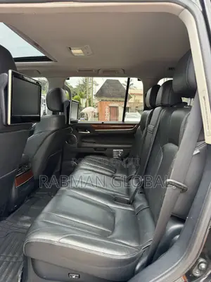 Lexus LX 570 AWD 2017 Black