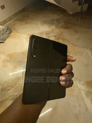 Samsung Galaxy Z Fold 3 256 GB Black