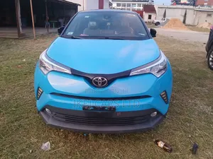 Toyota C-HR 2019 Blue
