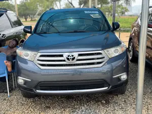 Toyota Highlander Limited 2011 Teal