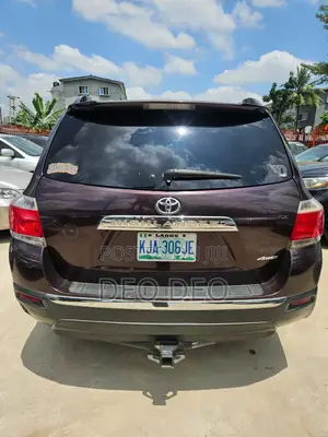 Toyota Highlander Limited 3.5l 4WD 2013 Burgundy