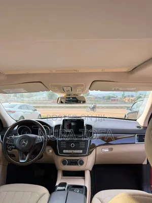 Mercedes-Benz GLE-Class GLE 350 2017 Red