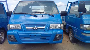 Mitsubishi DUMP truck 2014 Blue