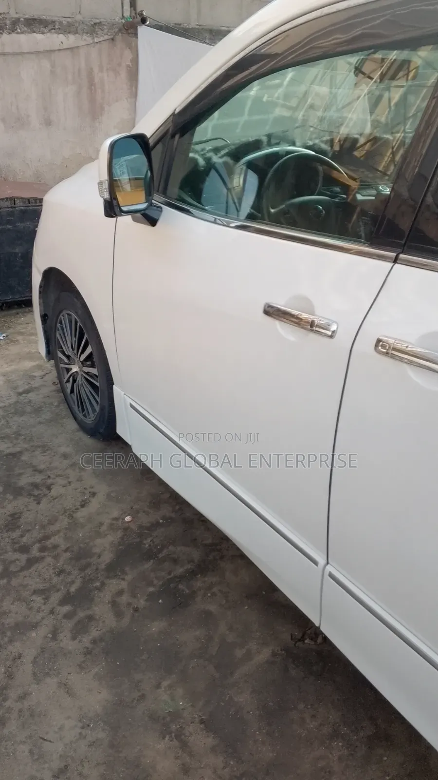 Nissan Elgrand 2017 White