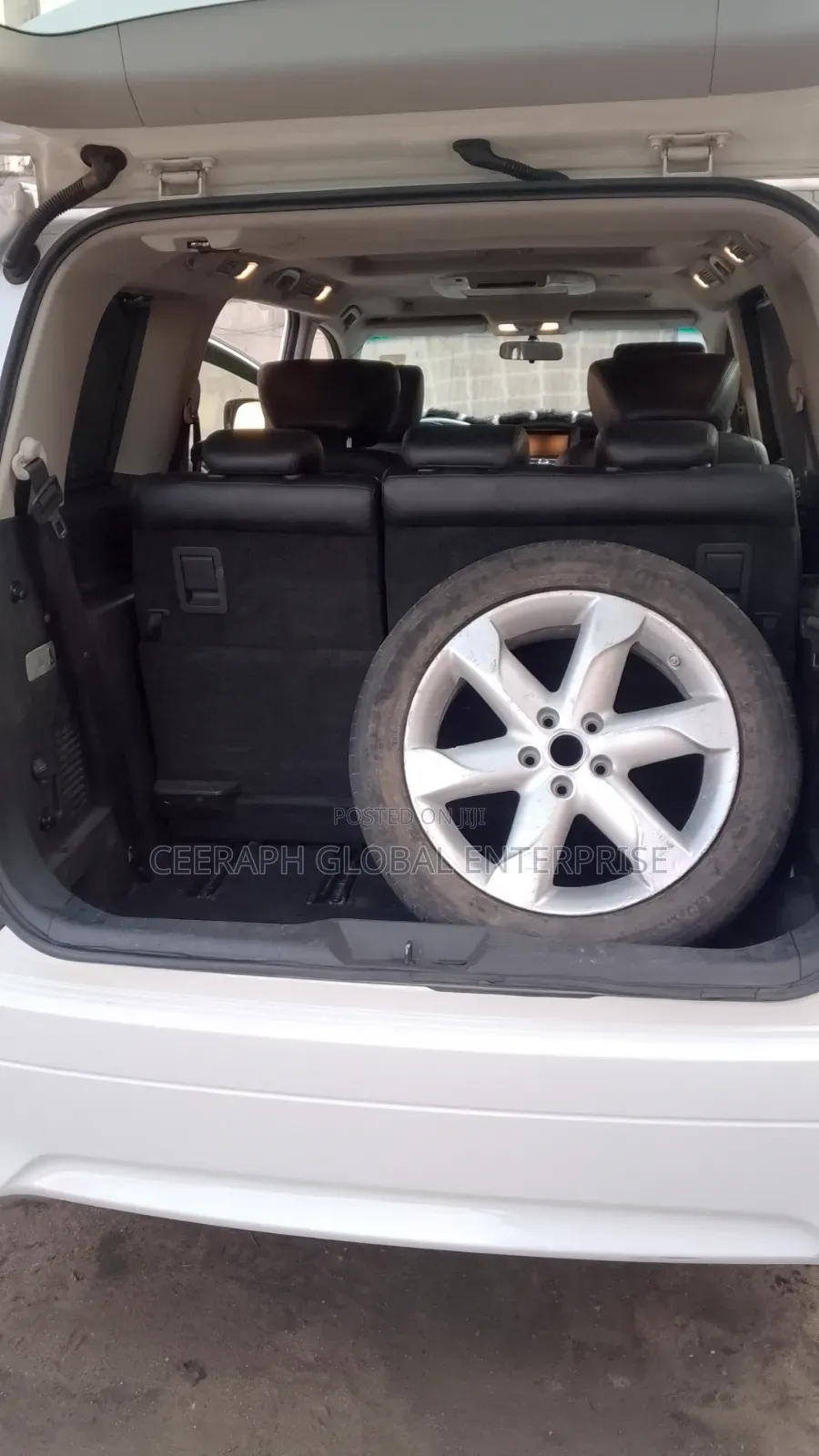 Nissan Elgrand 2017 White