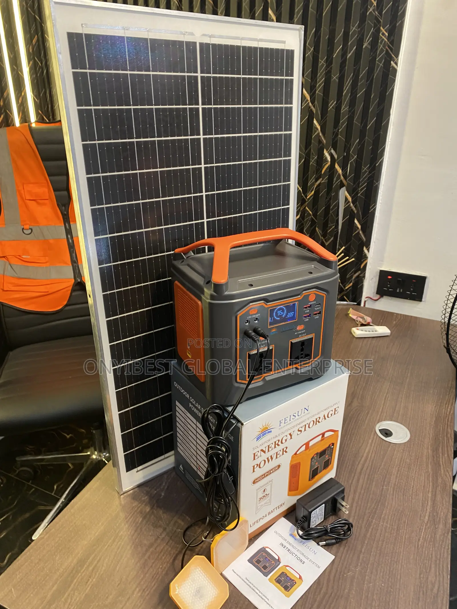 Solar Charging Power Station