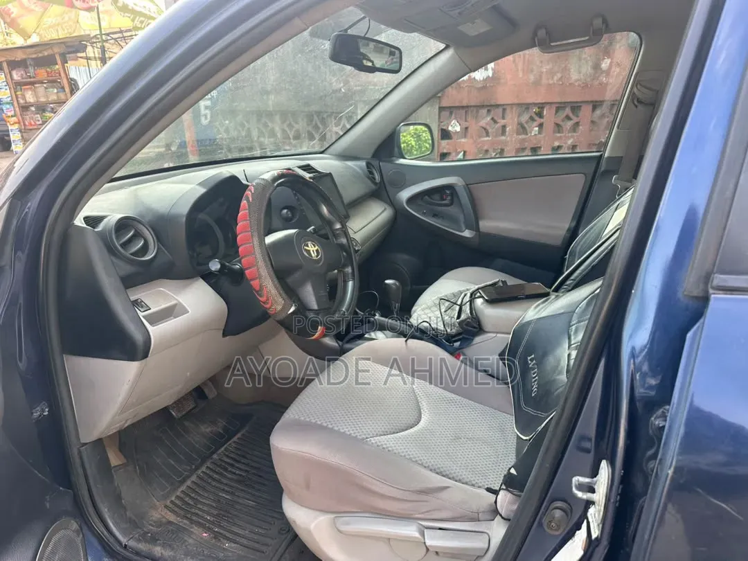 Toyota RAV4 2007 Blue