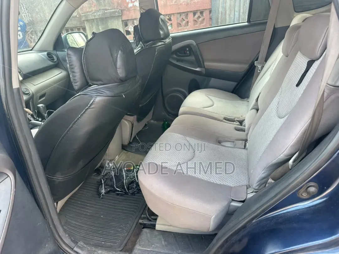 Toyota RAV4 2007 Blue