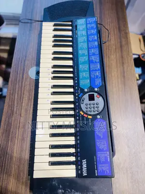 PSR-27 Yamaha Keyboard UK-Used