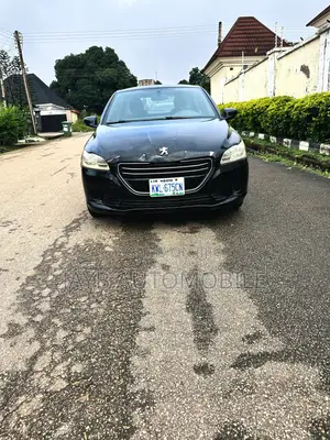 Peugeot 301 2013 Black