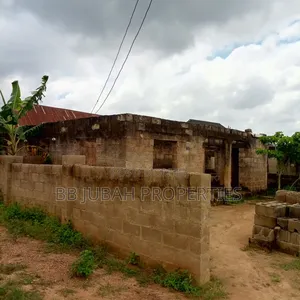 4bdrm Bungalow in Grace Land Estate, Oluyole for sale