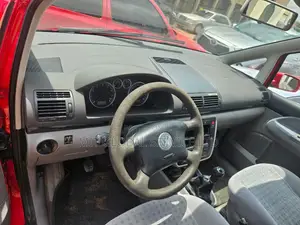 Volkswagen Sharan 2005 Red
