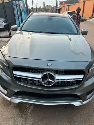 Mercedes-Benz GLA 250 2015 Gray