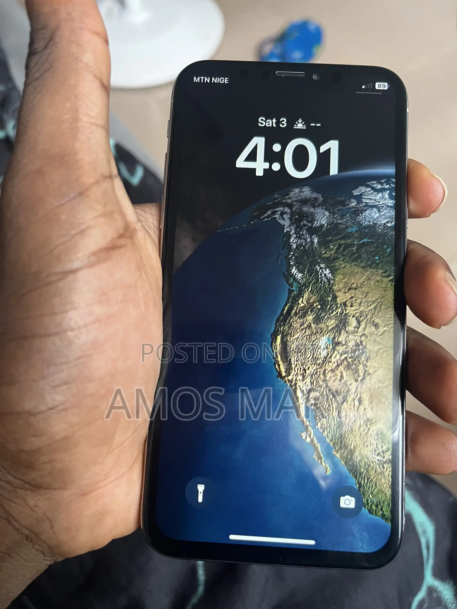 Apple iPhone X 64 GB White