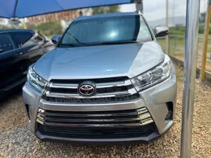 Toyota Highlander Limited V6 4x4 (3.5L 6cyl 6A) 2016 Gray