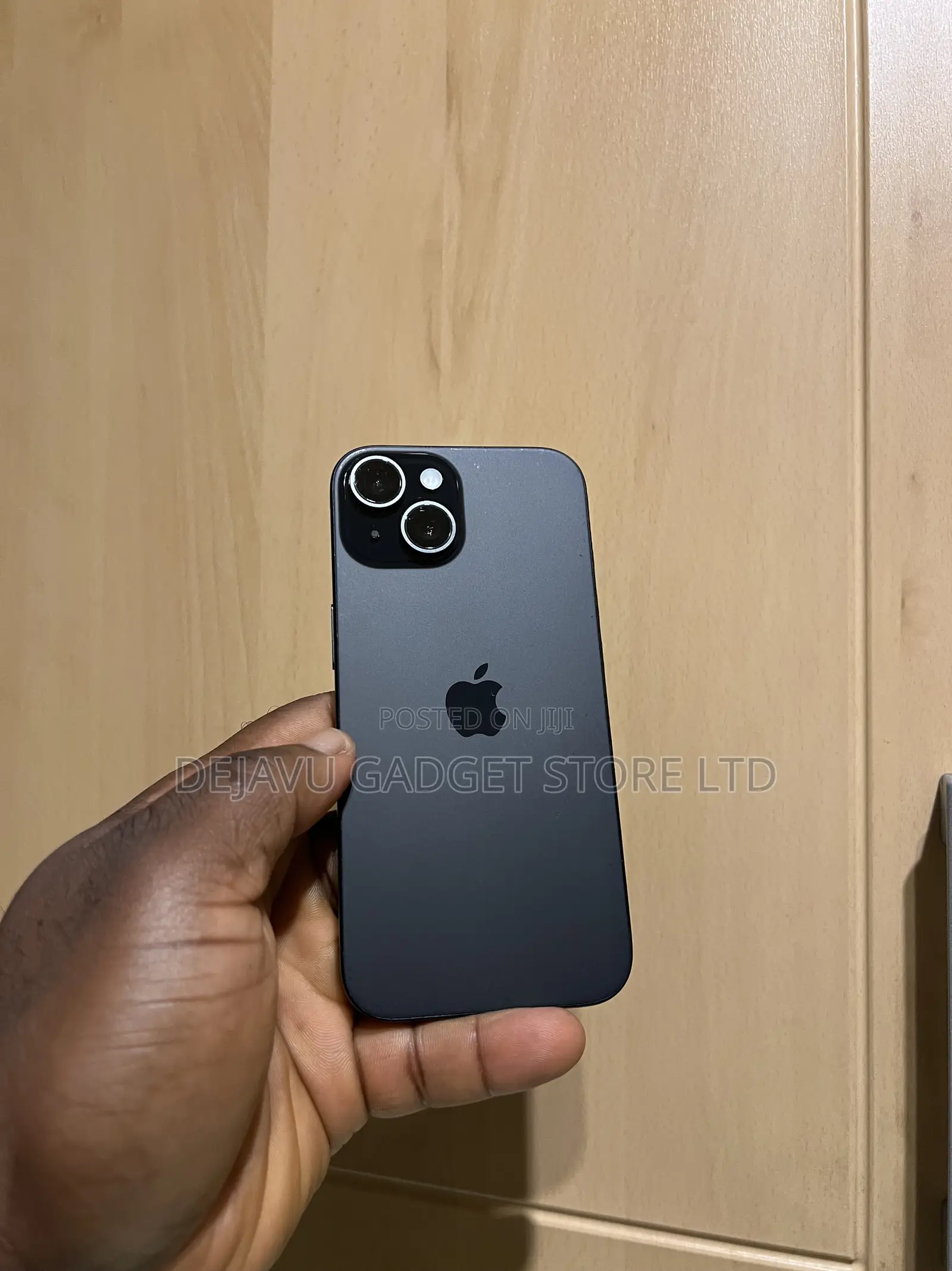 Apple iPhone 15 128 GB Gray