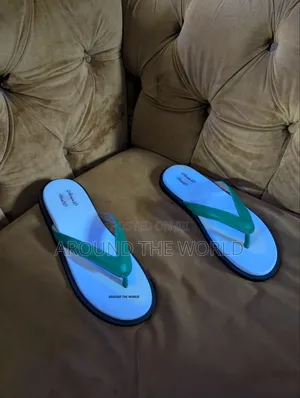 Quality Men Slippers on All Colors