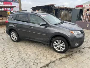 Toyota RAV4 Limited 4dr SUV AWD (2.5L 4cyl 6A) 2015 Gray