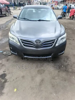 Toyota Camry 2011 Gray