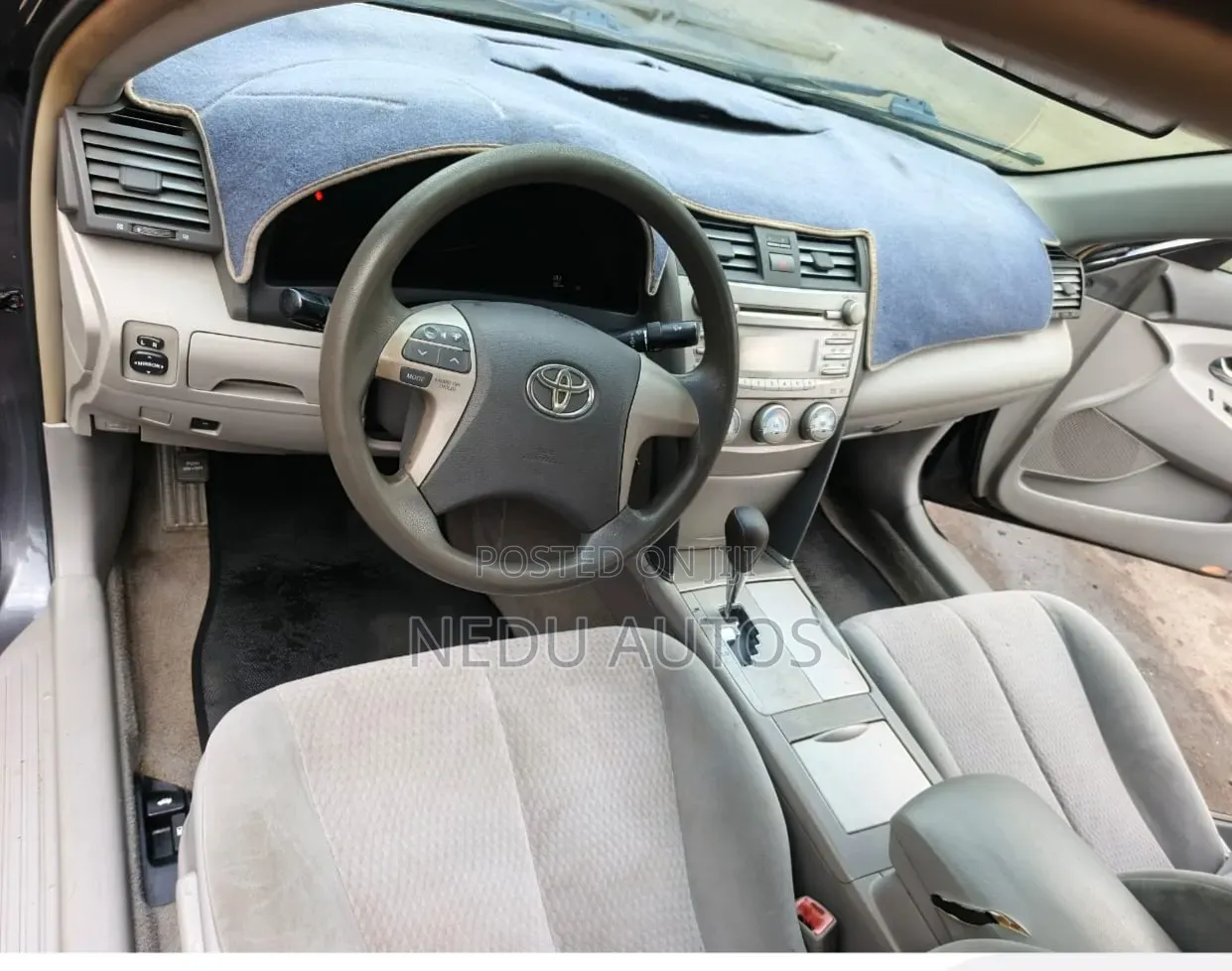 Toyota Camry 2011 Gray