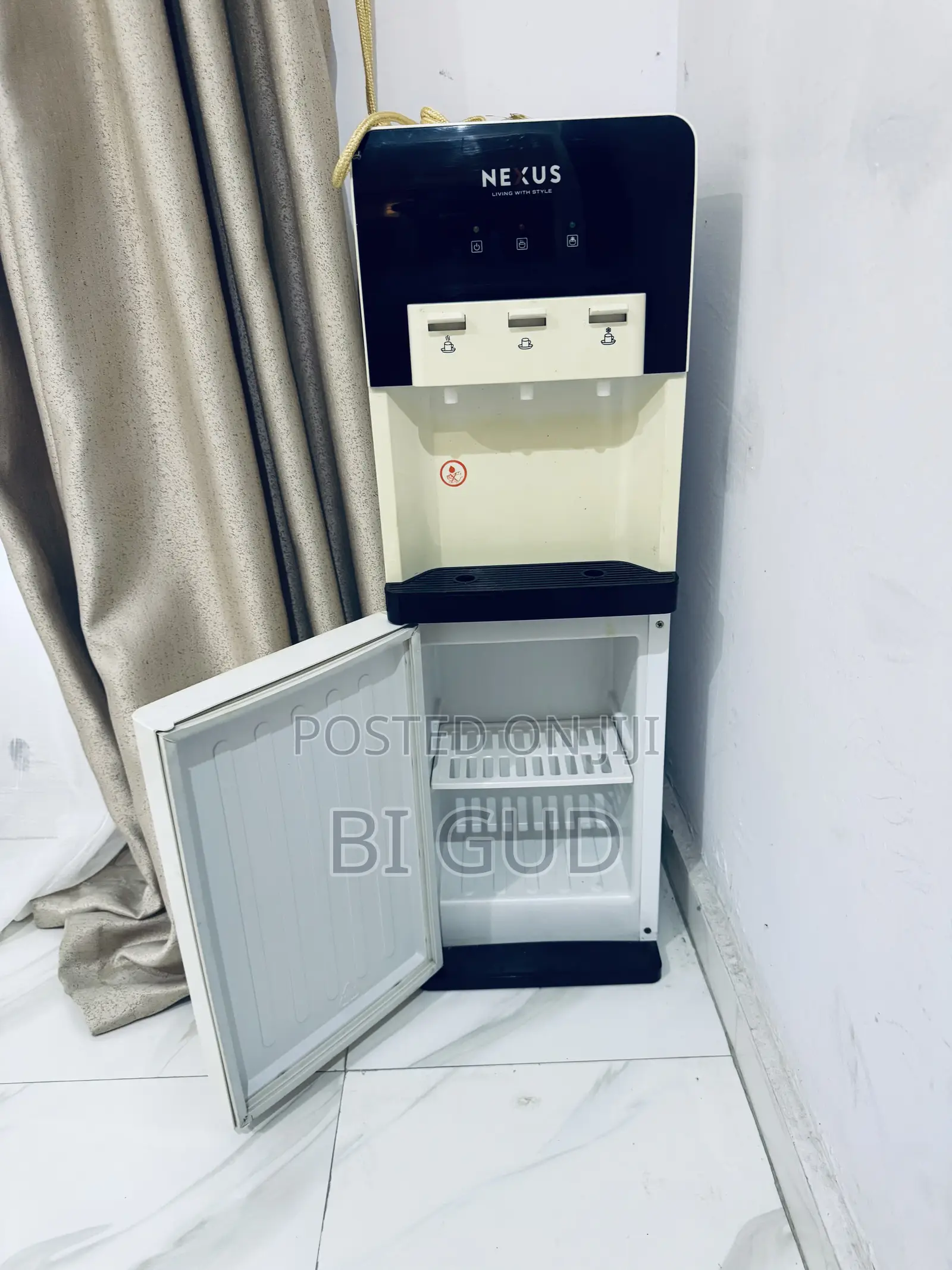 Nexus Water Dispenser