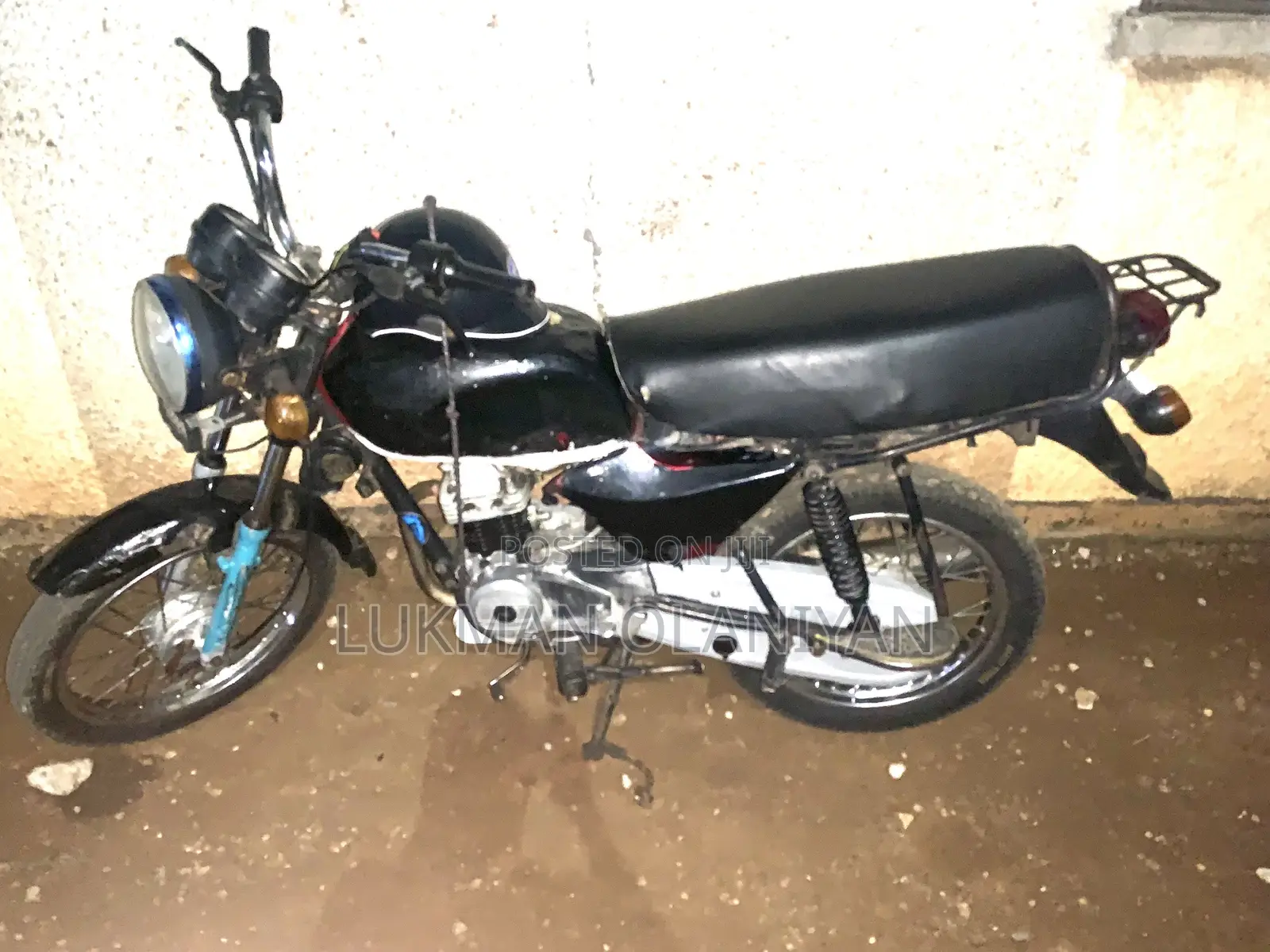 Bajaj Boxer 2020 Black