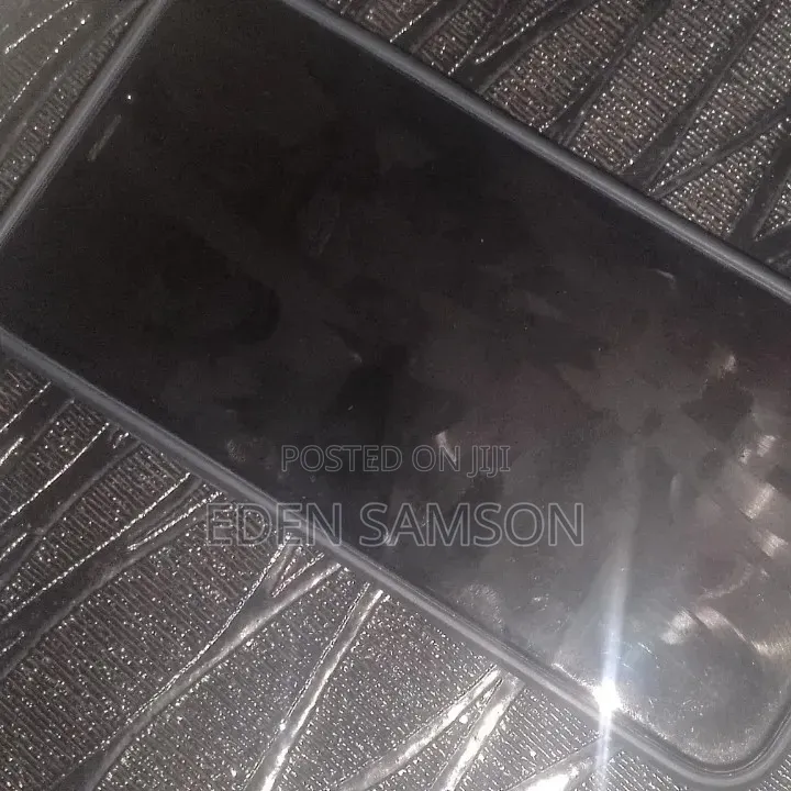 Apple iPhone X 64 GB Black
