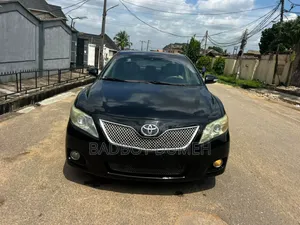 Toyota Camry XLE V6 4dr Sedan (3.5L 6cyl 6AM) 2009 Black