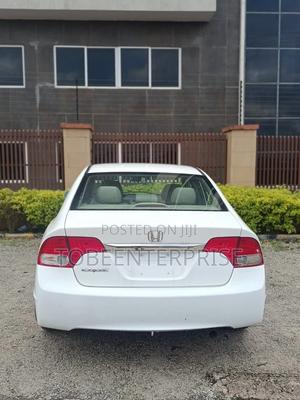 Honda Civic 2011 White
