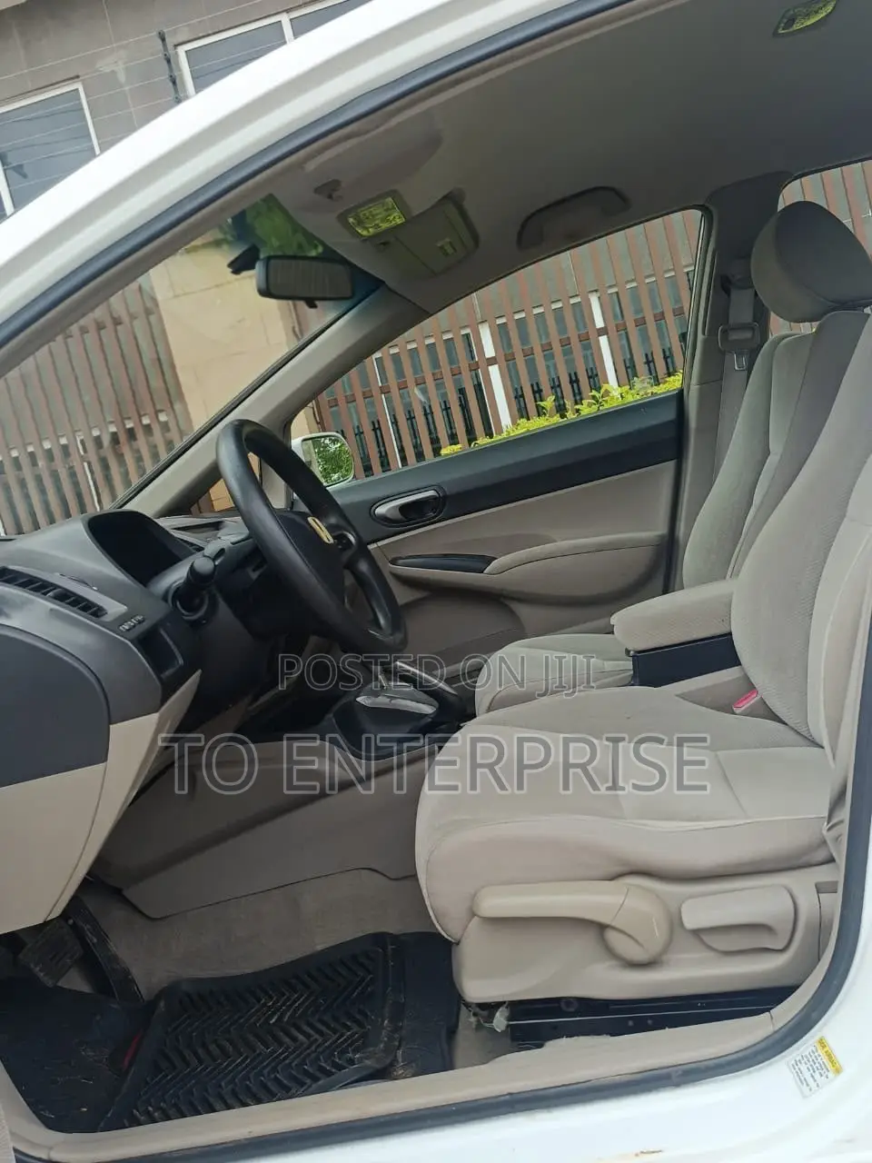 Honda Civic 2011 White
